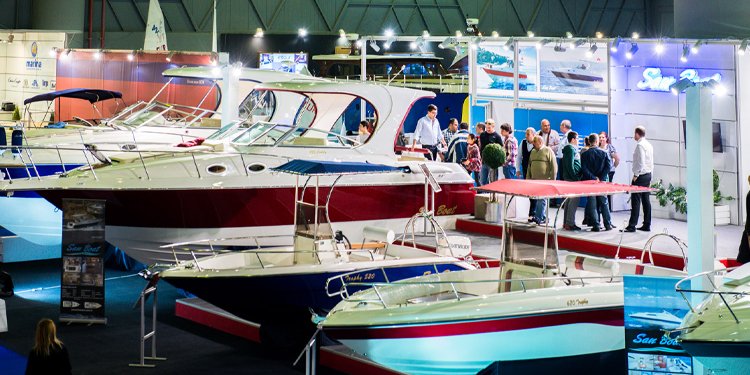 CNR AVRASYA BOAT SHOW, MART AYINA ERTELENDİ