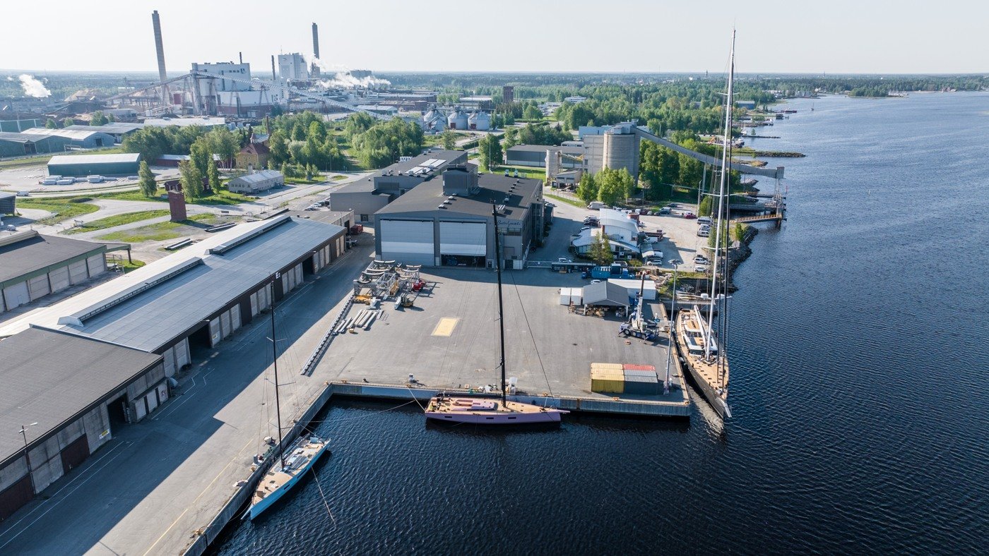 Baltic Yachts, mavı̇ su yelkenlisini inşa ediyor