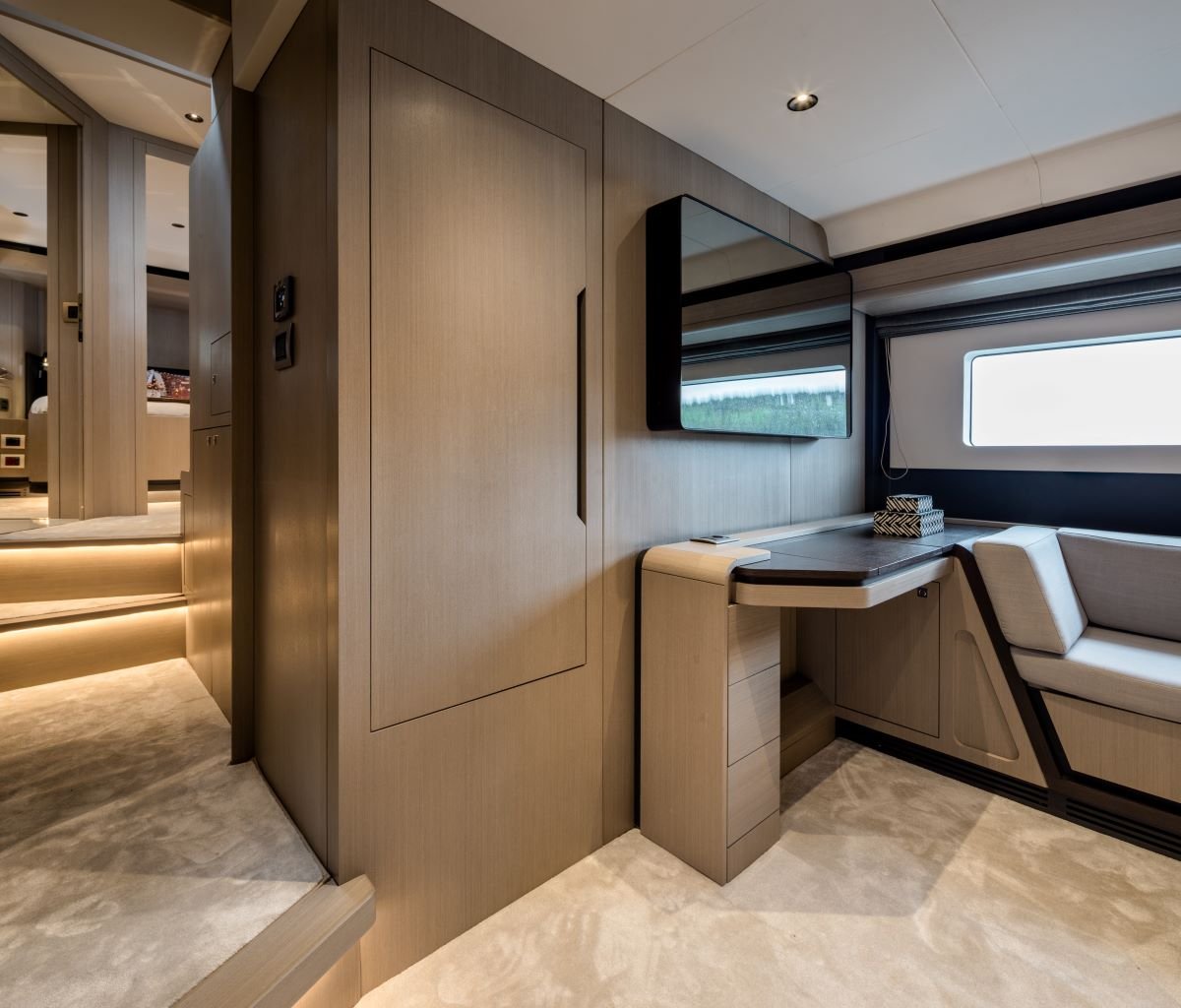 Cannes’e Sirena 48 Coupe Hibrit imzası