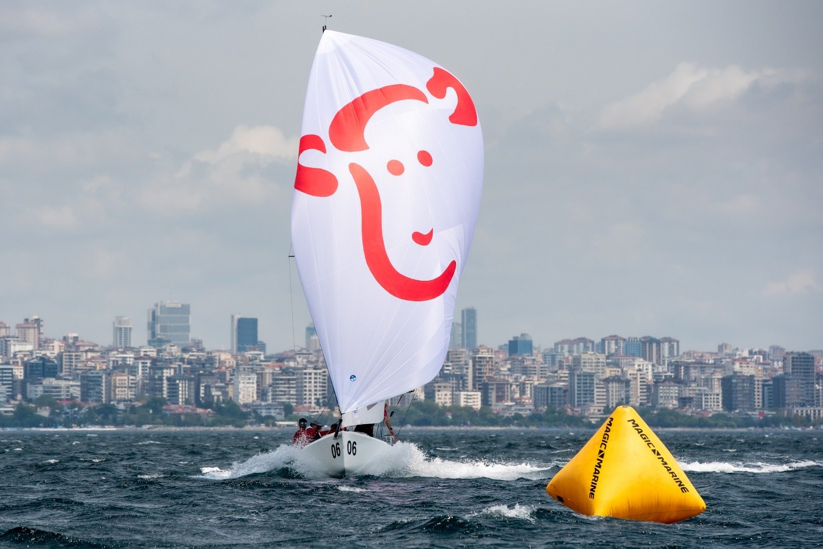 13. TAYK–Eker Olympos Regatta’da Heyecan Devam Ediyor