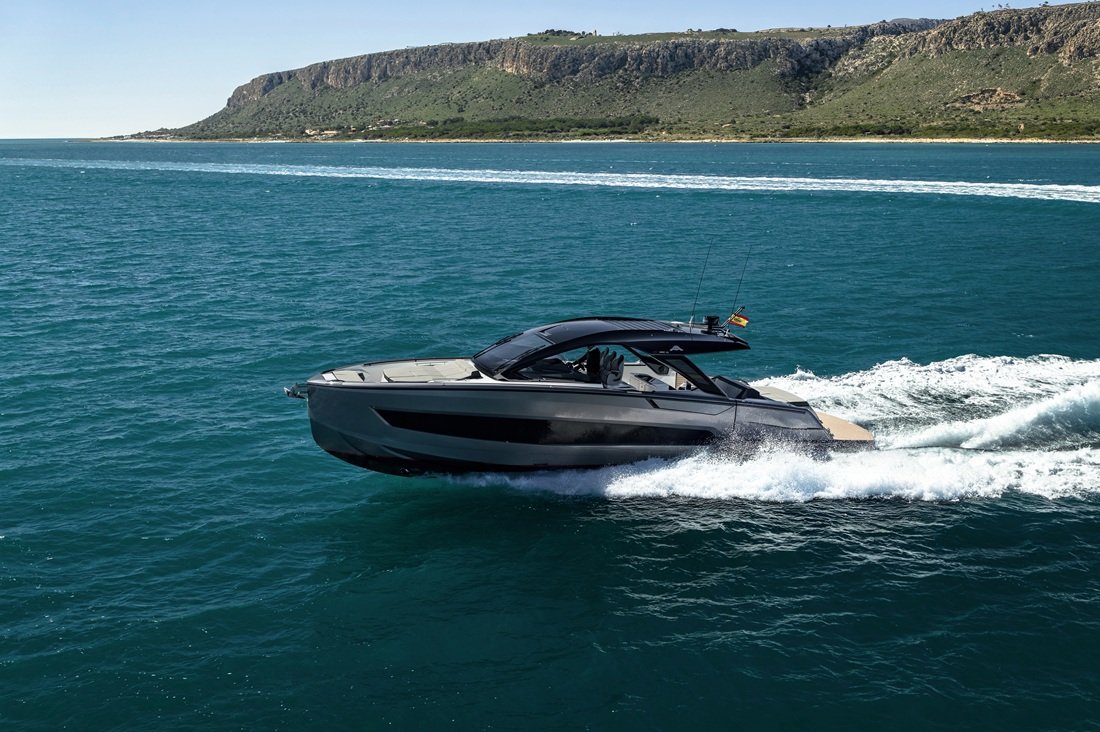 Astondoa 577 Coupe Cannes Yachting Festival’de