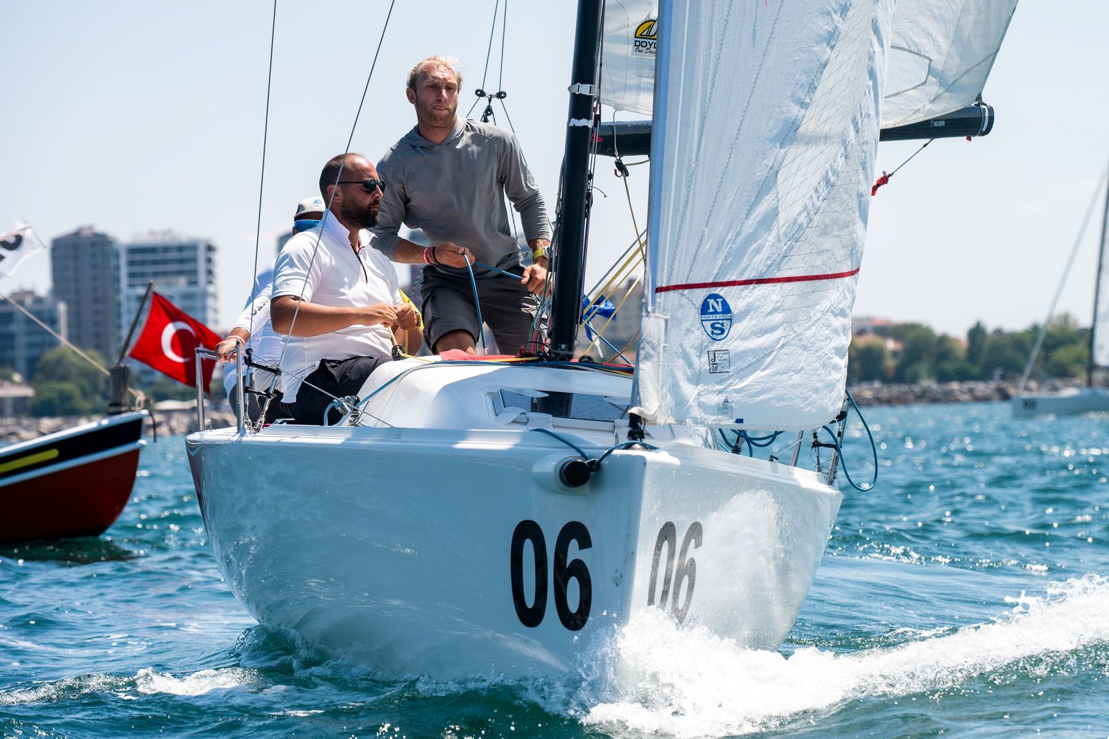 Eker Kaymak, J70 Match Race’te son yarışta kazandı
