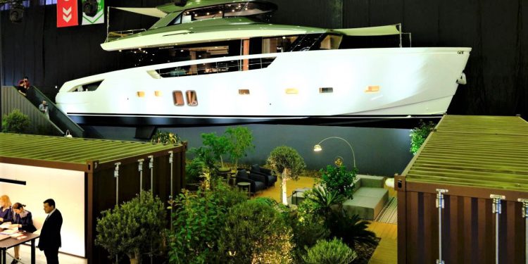 CNR AVRASYA BOAT SHOW TÜM GÖRKEMİYLE DEVAM EDİYOR