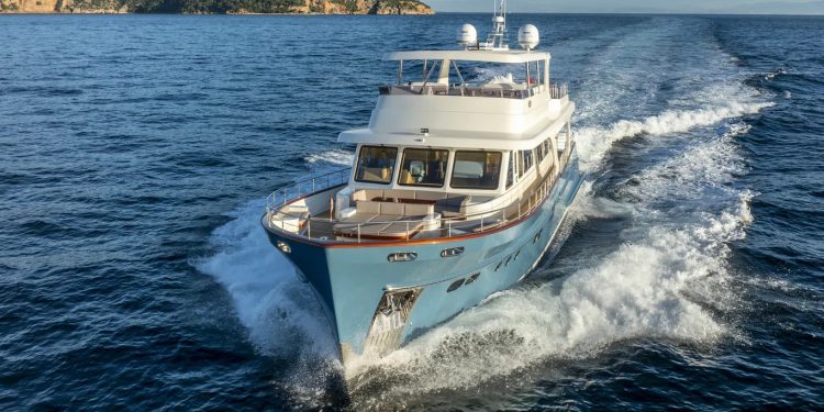 VICEM YACHTS, ÖZEL YAPIM “EMPIRE” SÜPER YATI TESLİM ETTİ