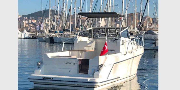 Tekne üretiminde Senamare imzası