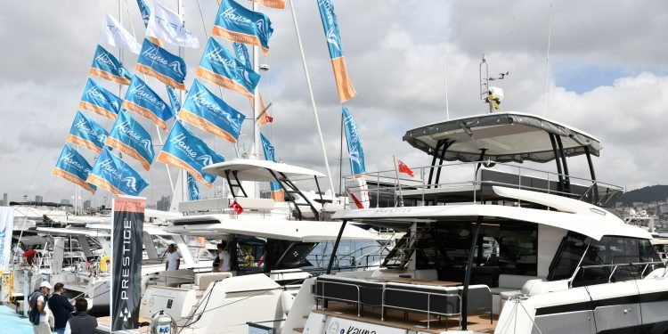 The Trio Sea Festival was held